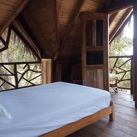 Nunkai Eco-Hostal La Punta Montañita Kültér fotó