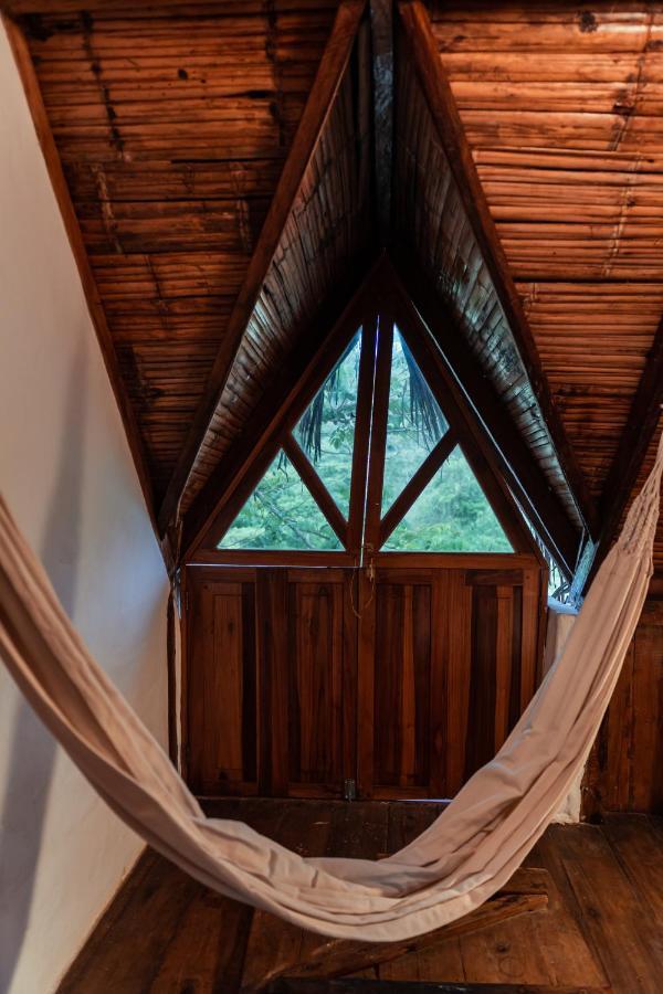 Nunkai Eco-Hostal La Punta Montañita Kültér fotó